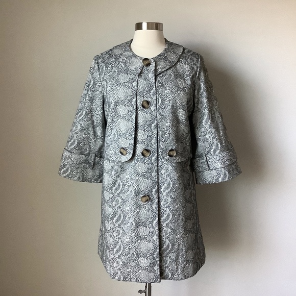 CAbi Camille Trench Coat #3134 MSRP $199 NWOT - Picture 4 of 16